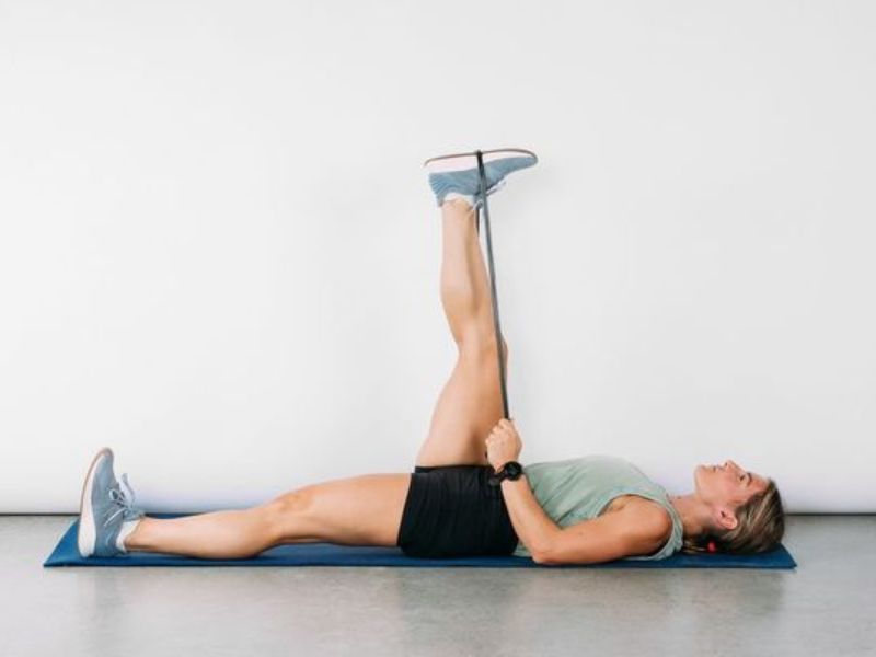 Hamstring Stretch (Kéo Giãn Gân Kheo)