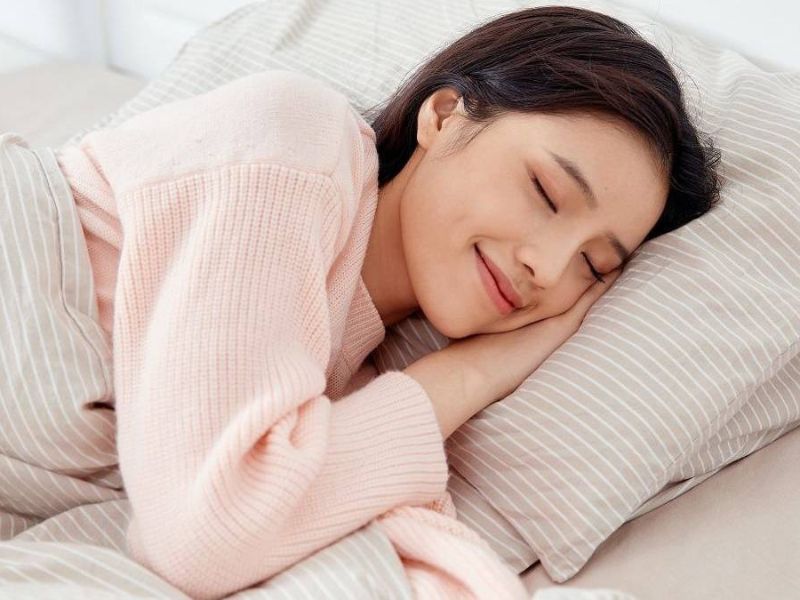 Tư Thế Nằm Cho Người Vẹo Cột Sống Giúp Giảm Đau, Ngủ Ngon Hơn